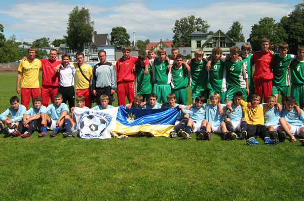 ФК «Славутич» на турнірі в Естонії, 2008 рік